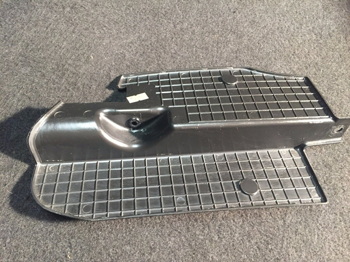 02 03 04 05 BMW 745i E65 Control Unit Cover Trim OEM 7124576