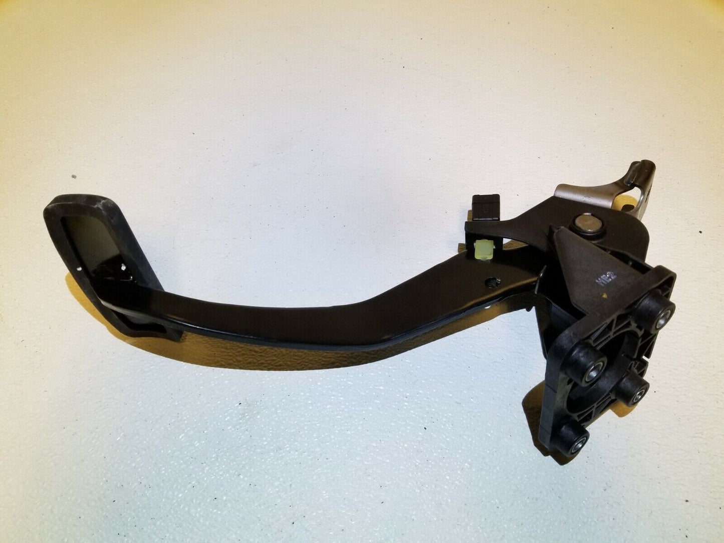 07 08 09  10 11 Kia Borrego Brake Pedal Assembly New