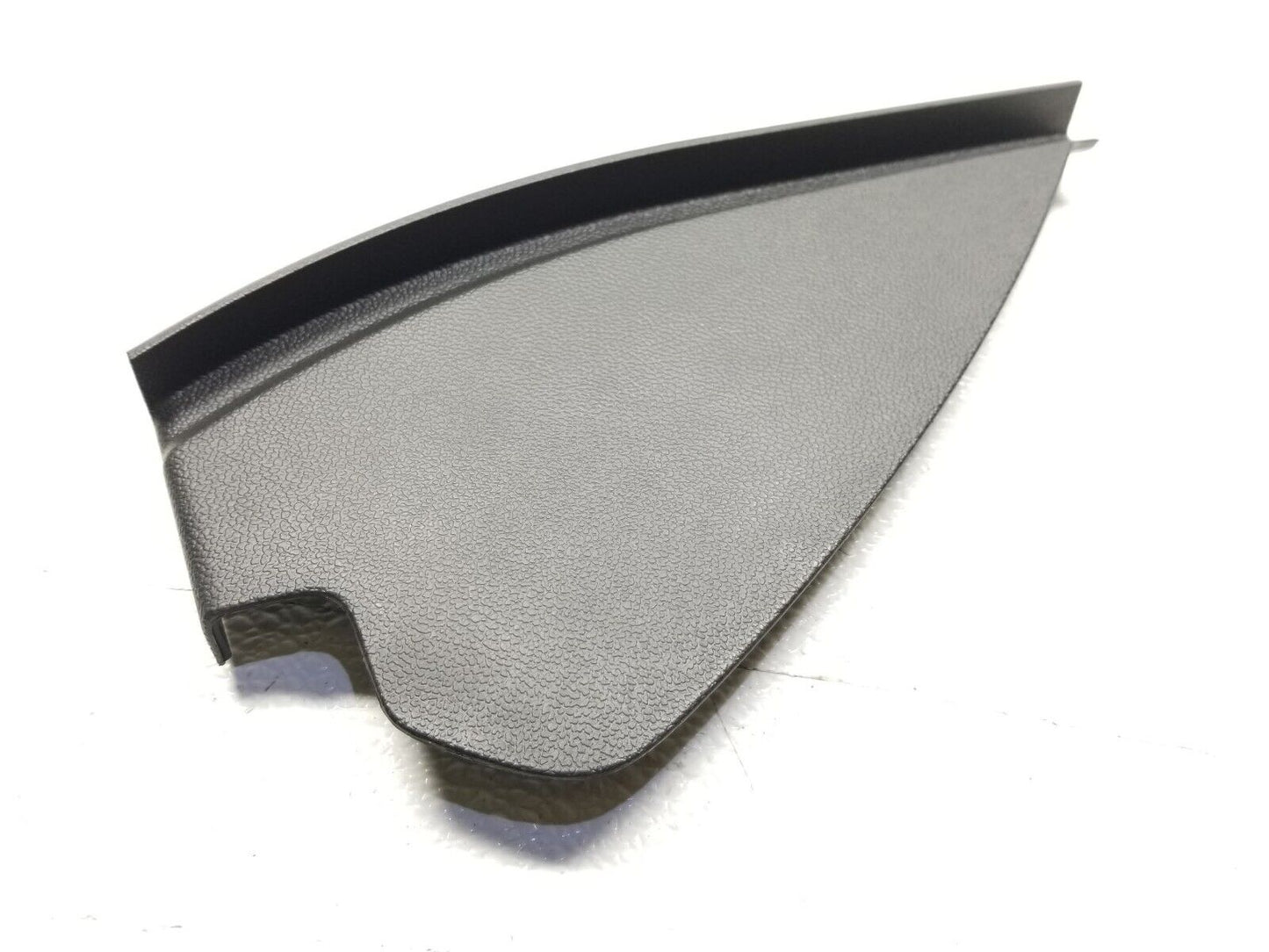17 18 19 Alfa Romeo Giulia Right Pass Dash End Cap Cover Trim 1561071640 OEM