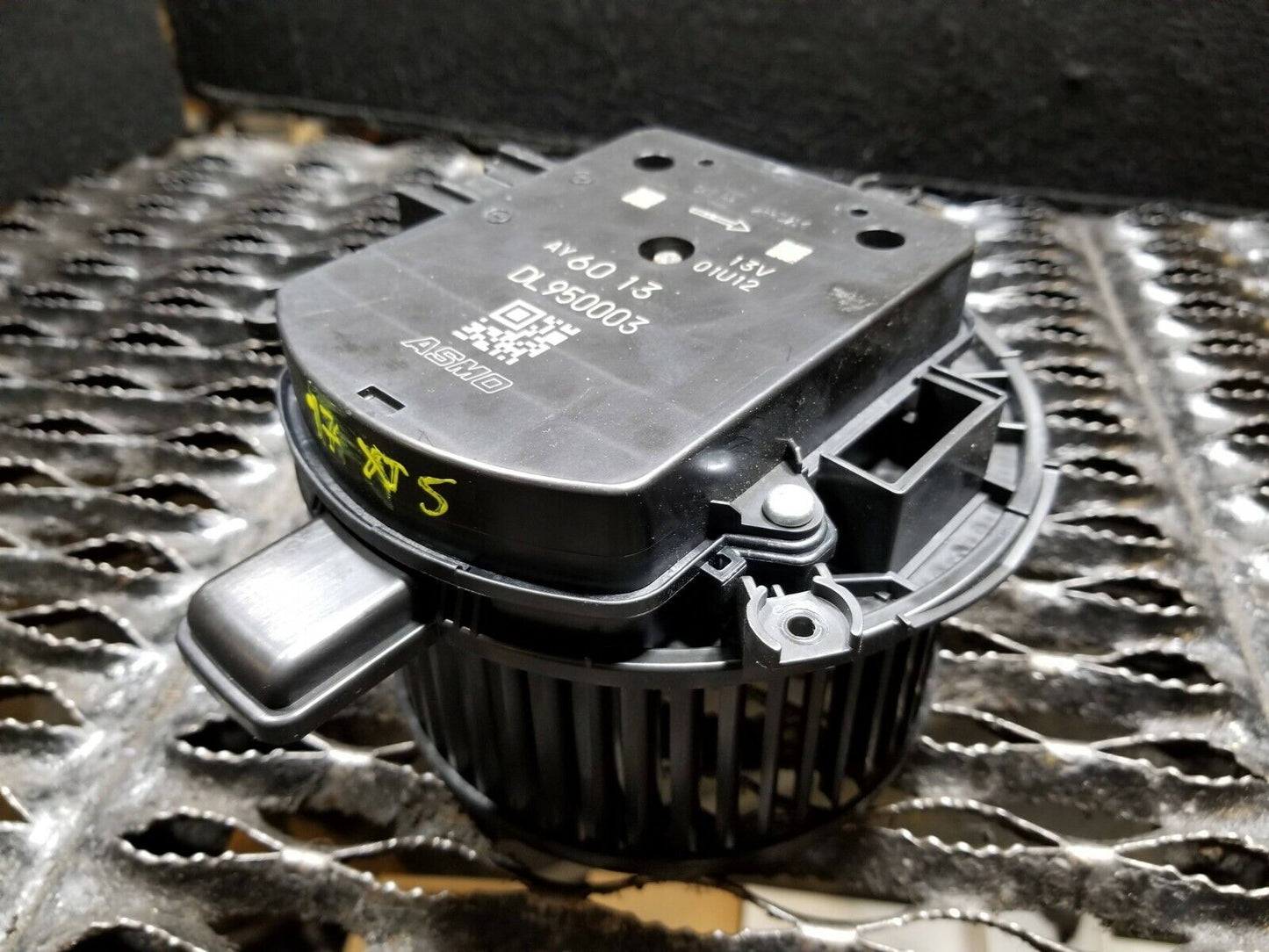 17 18 19 20 Cadillac Xt5 AC Heater Blower Motor OEM