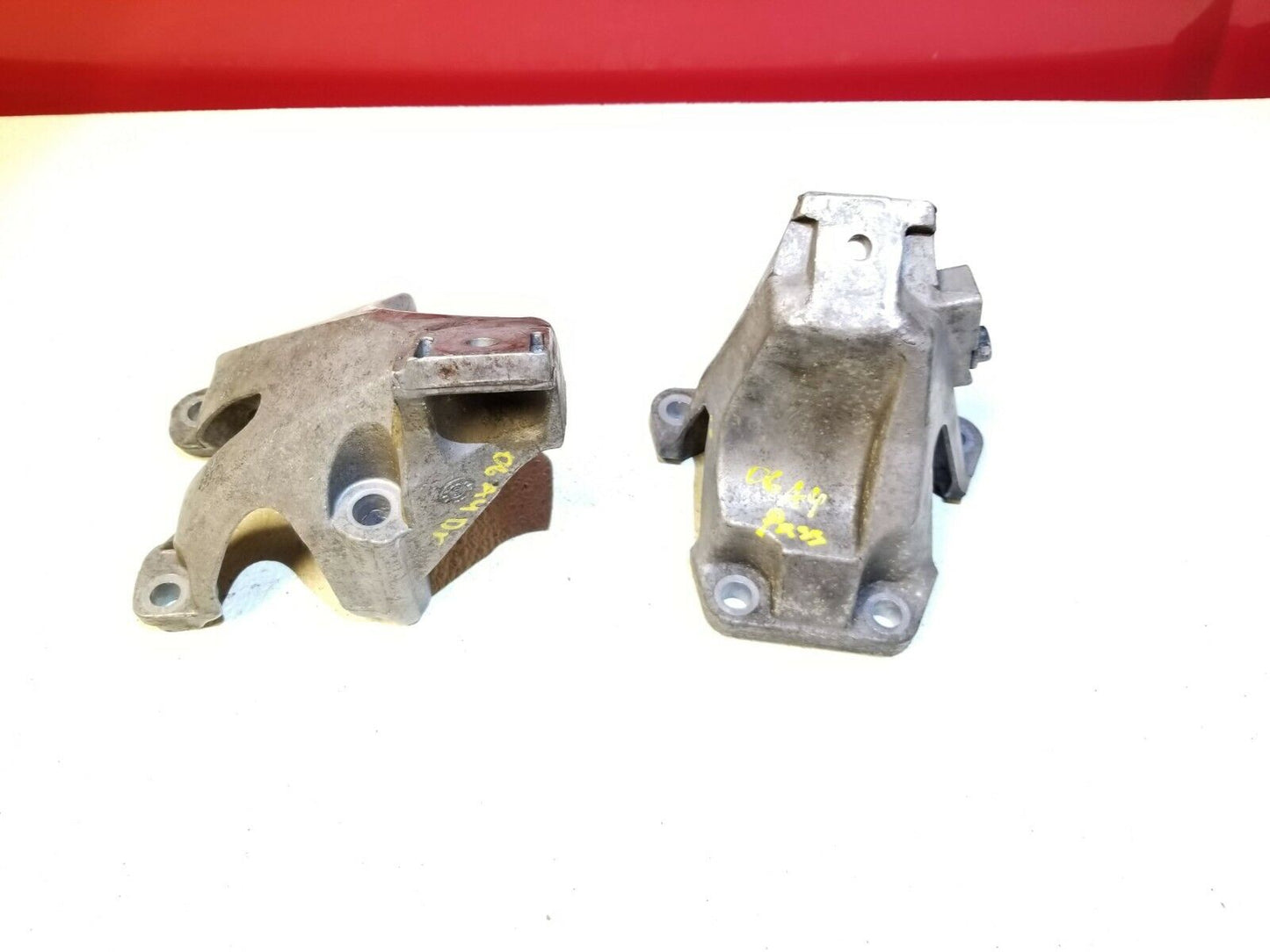 03 04 05 06 Audi A4 B6 3.0l Engine Mount Bracket Left & Right Pair OEM