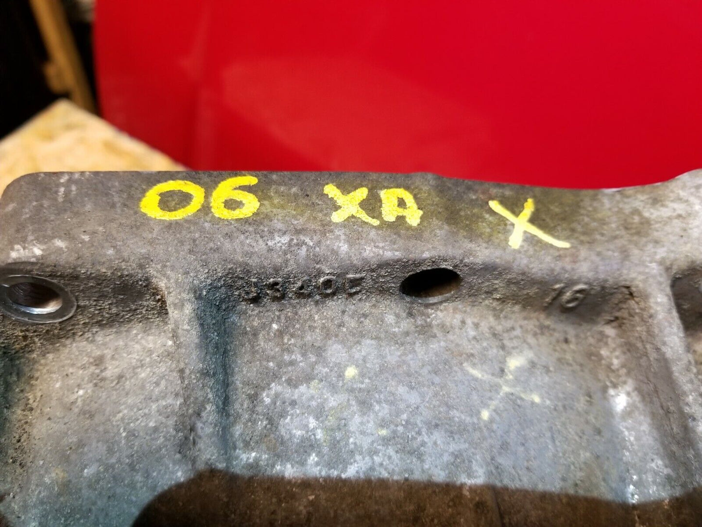 04 05 06 Scion Xa Automatic Transmission Bell Housing OEM