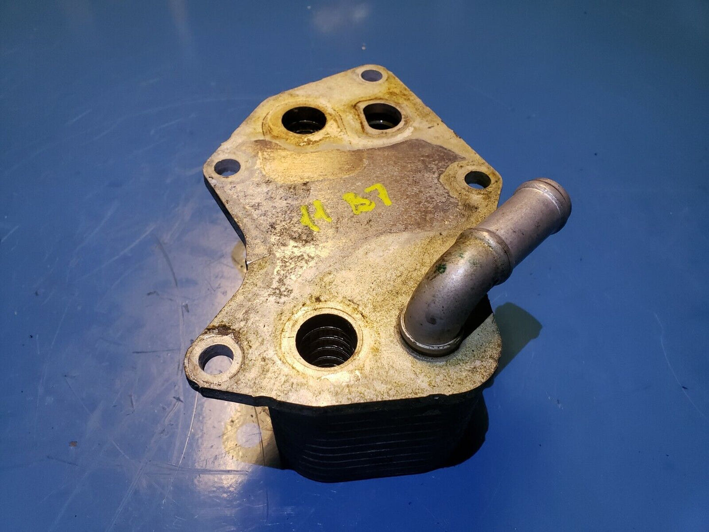 12 13 14 Volkswagen Passat 2.5l Engine Oil Cooler 07k.117.021.c OEM