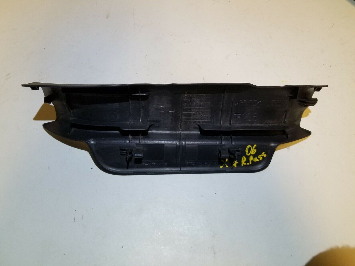 04 05 06 Scion Xa Rear Right Passenger Side Sill Scuff Step Plate Trim Cover OEM