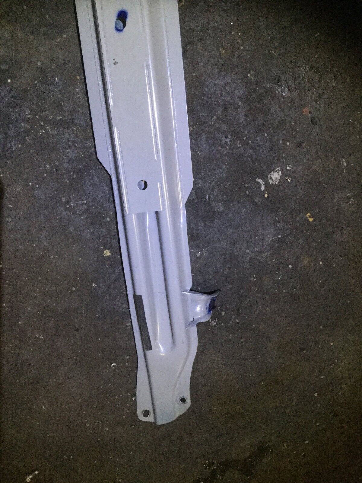 06 07 08 09 Volkswagen Golf Rabbit Coupe Right Pass Door Reinforcement Bar OEM