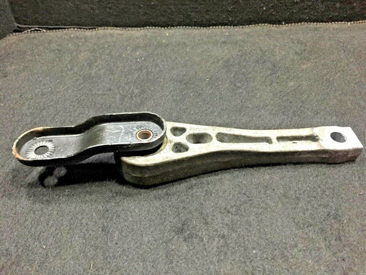 12 13 14 15 VW Passat B7 2.5l Engine Mount Bracket Support OEM
