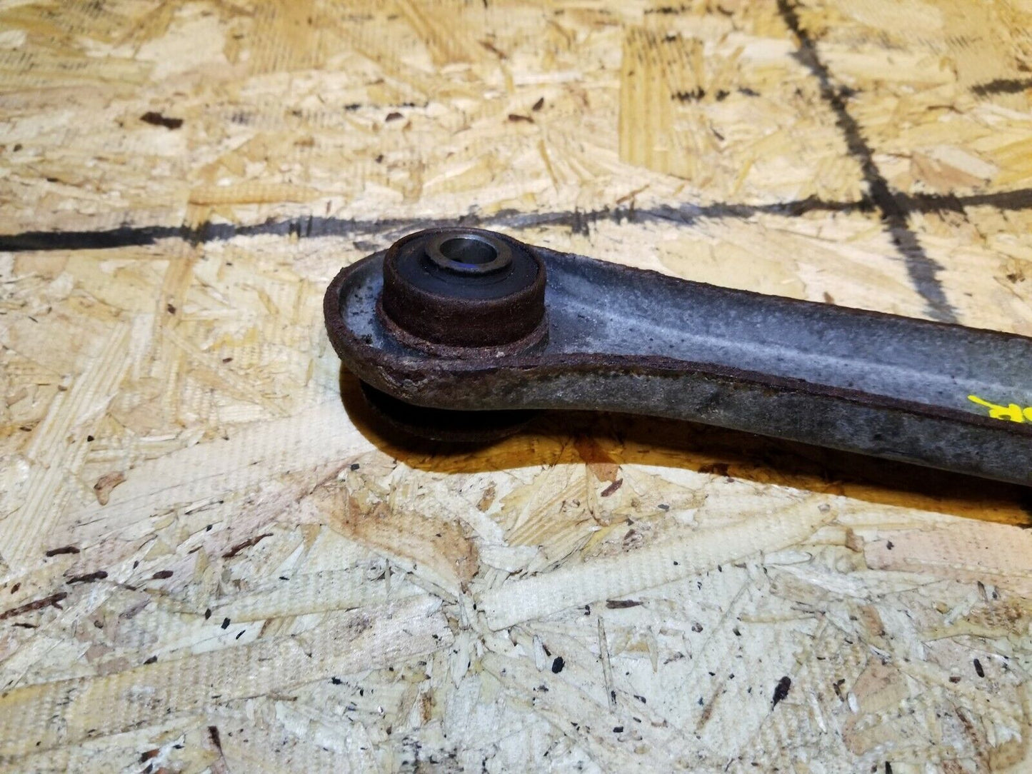 06 07 08 09 10 11 Lincoln Town Car Rear Left Driver Side Control Arm OEM 65k