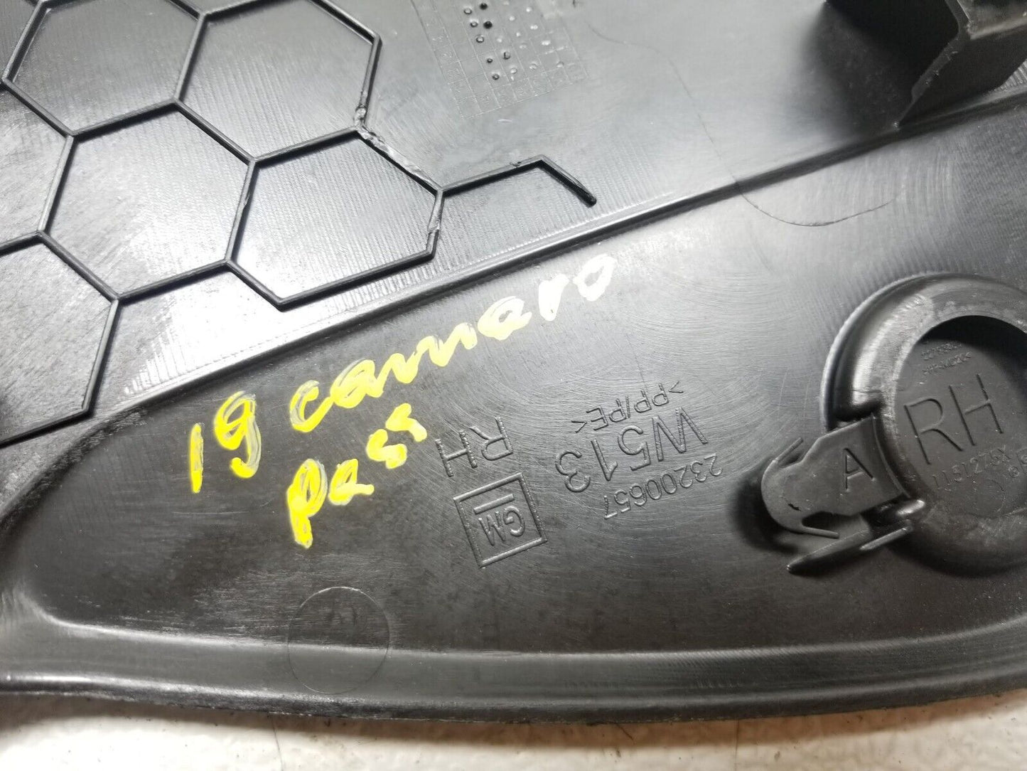 16 17 18 19 20 Chevrolet Camaro Center Console Trim Right Passenger Side OEM