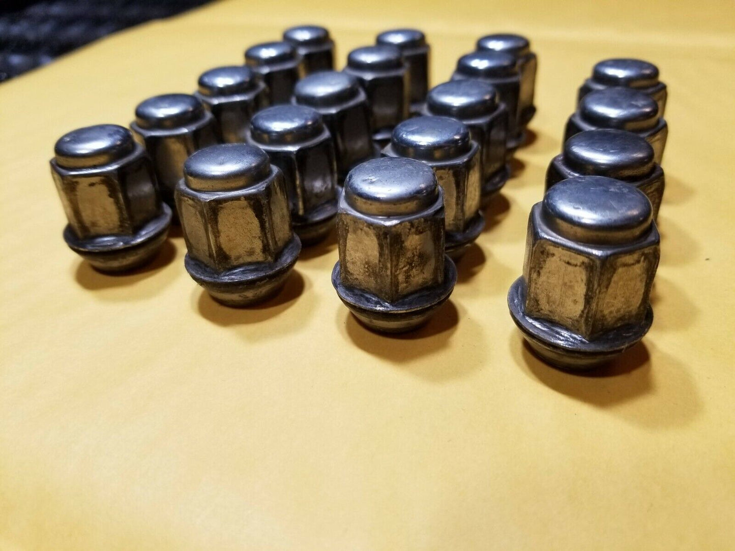 11 12 13 14 Chrysler 200s Wheel Lug Nut Bolt 19pcs OEM