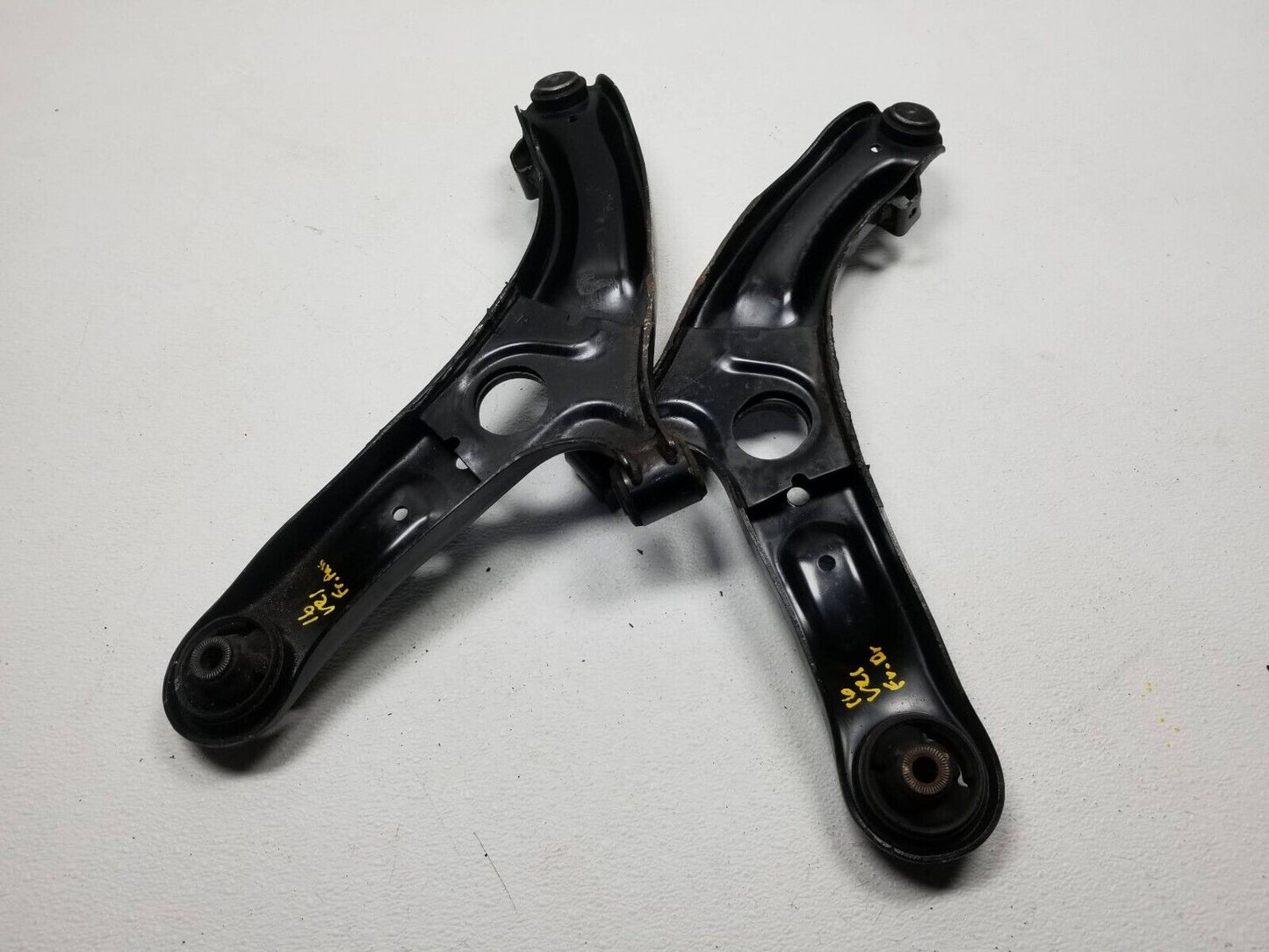 13 14 15 16 Hyundai Veloster Front Lower Control Arm Left & Right Pair OEM