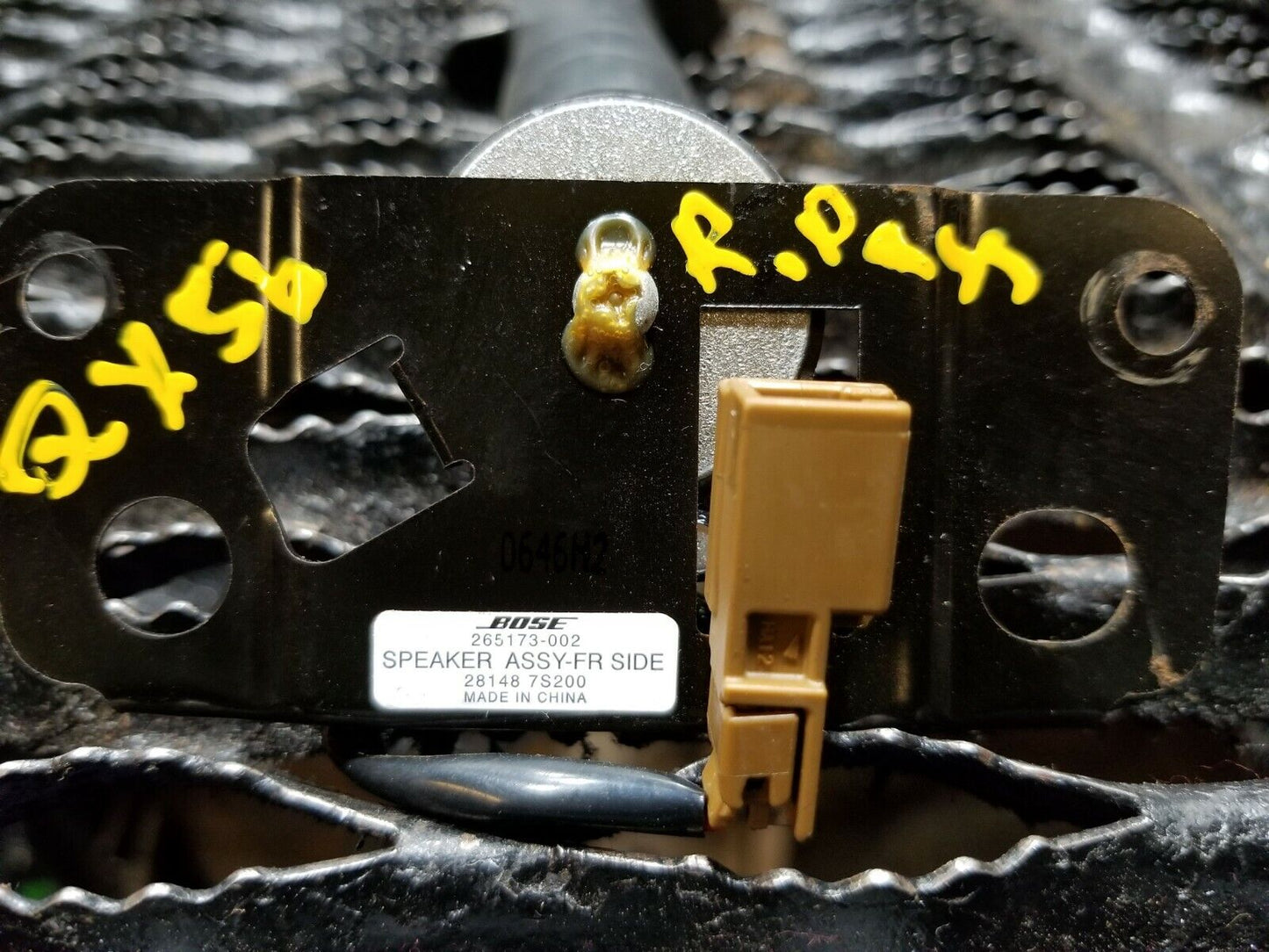 04 05 06 07 Infiniti QX56 Rear Right Pass Door Tweeter Speaker OEM