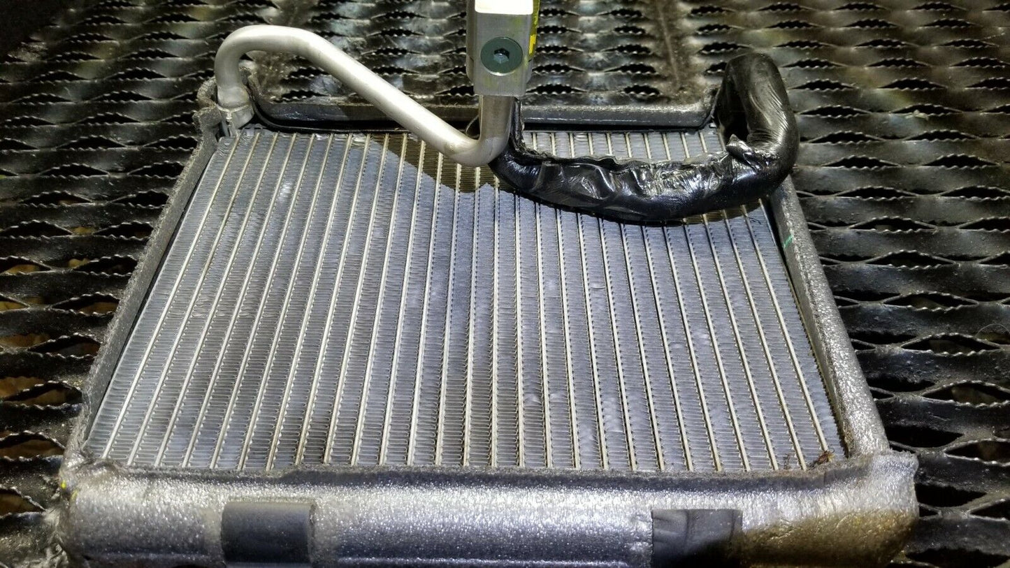 10 11 12 Lincoln MKT Front A/c AC Evaporator Core OEM