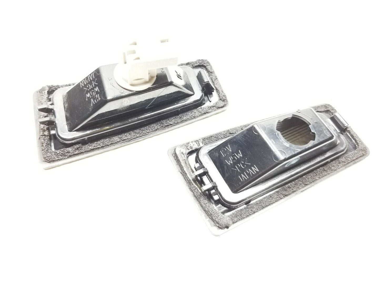 14 15 16 Mazda 3 Sdn License Plate Light Lamp Pair OEM 41k Miles
