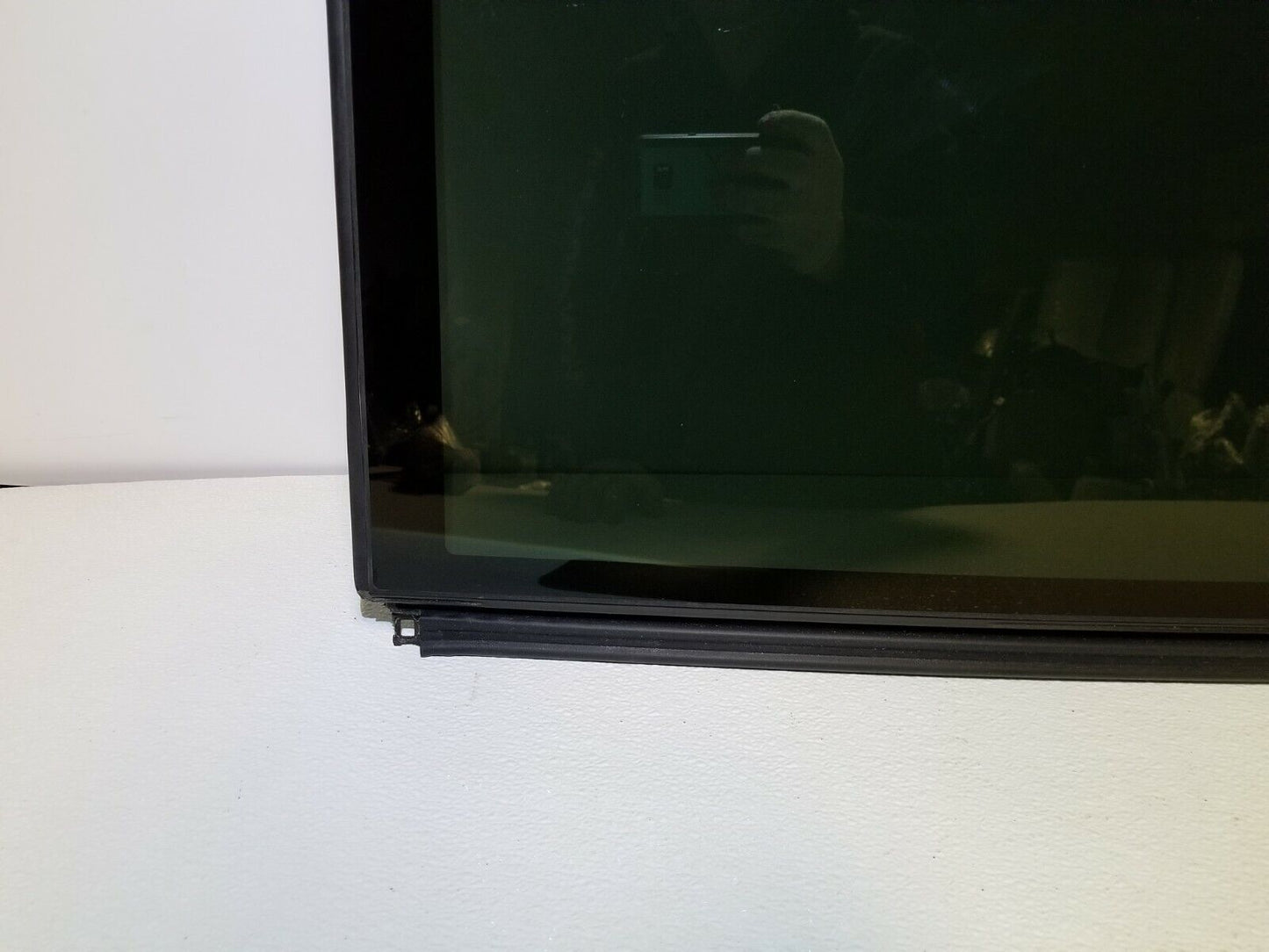 11 12 13 14 15  Audi Q7 Center Middle Sunroof Sun Roof Glass Panel OEM