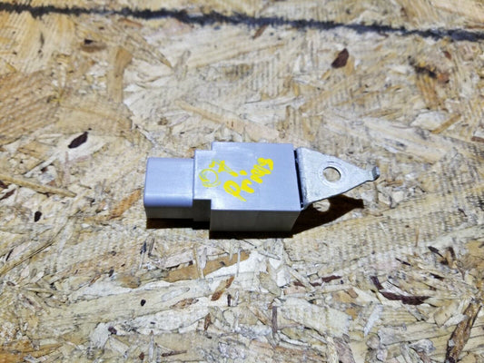 04 05 06 07 08 09 Toyota Prius Trunk Lid Sensor 90980-04174 OEM