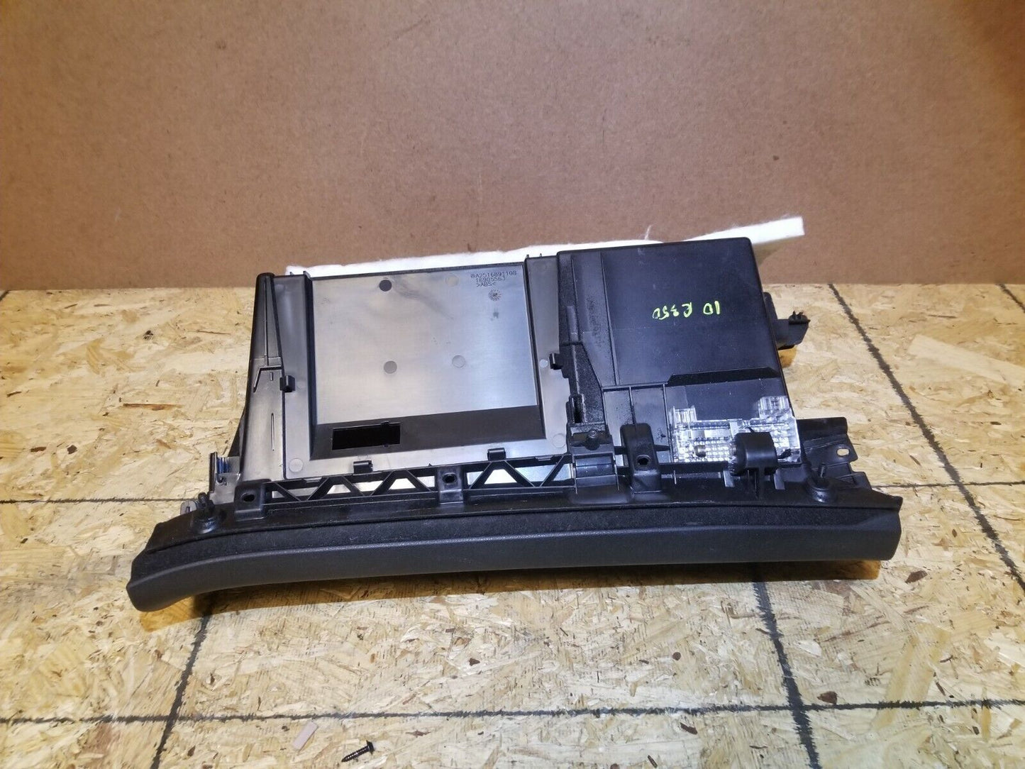 07 08 09 10 Mercedes R350 Glove Box OEM