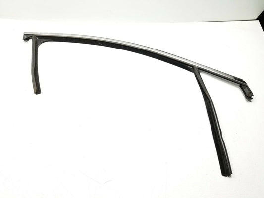 14 15 16 Buick Lacrosse Front Right Passenger Side Door Weather Strip OEM 60k