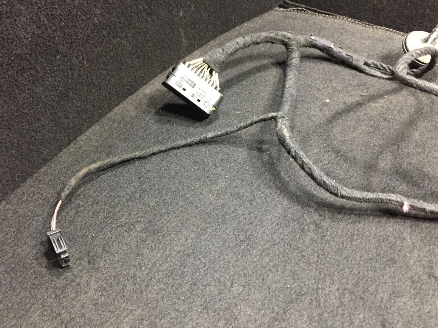 02 03 04 05 Volkswagen Passat Rear Right Pass Side Wire Harness OEM D23