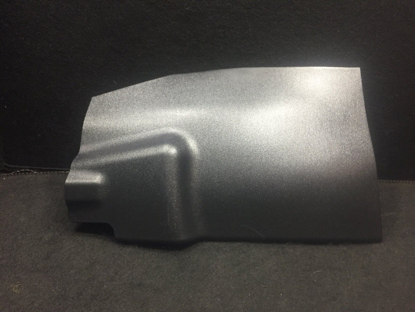 10 2010 11 2011 Kia Soul  Center Console Right Rh Side Cover Trim  OEM A1 57k