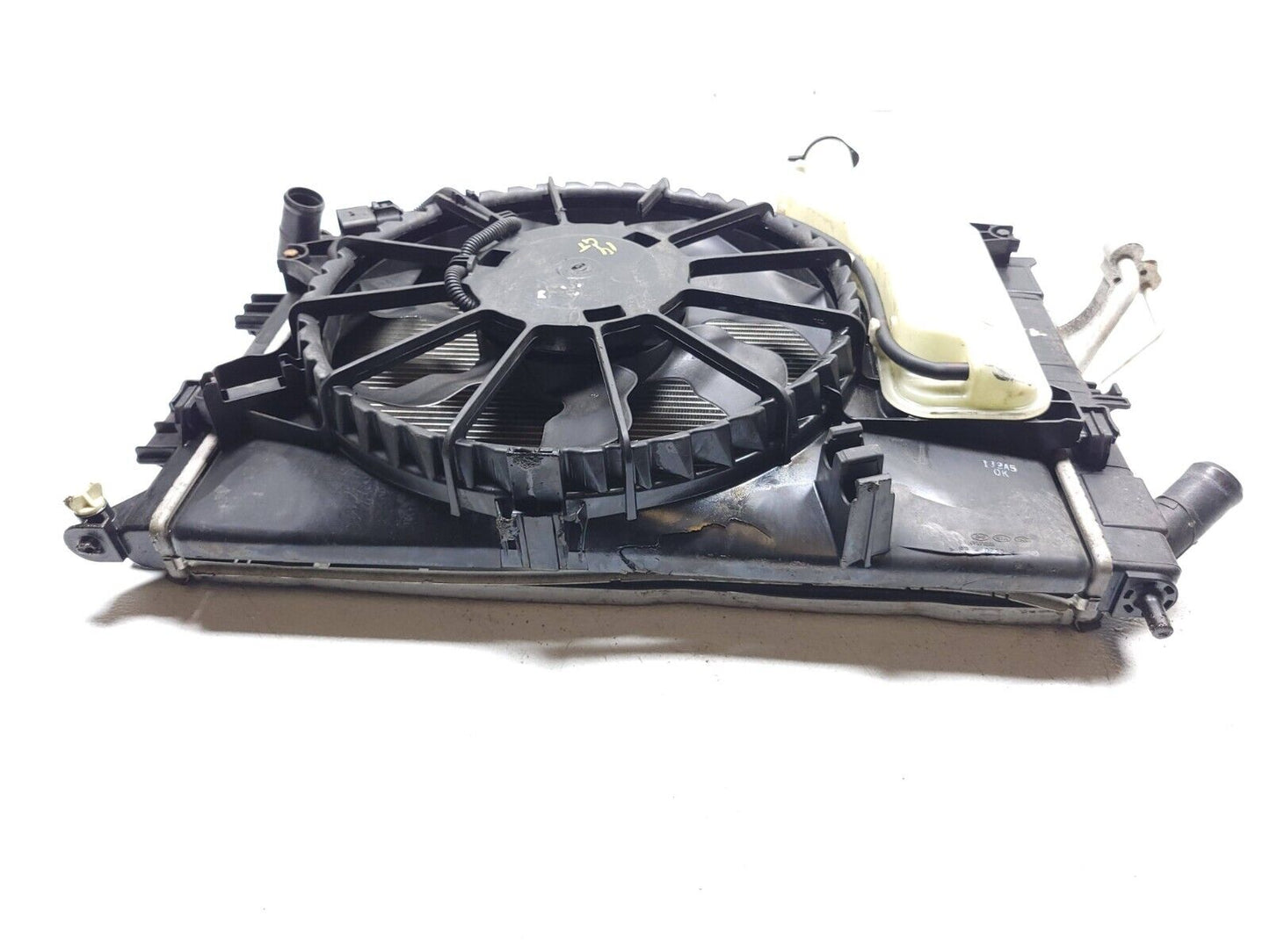 14 15 16 17 Hyundai Elantra Gt Radiator Condenser Fan & Shroud OEM Manual Trans