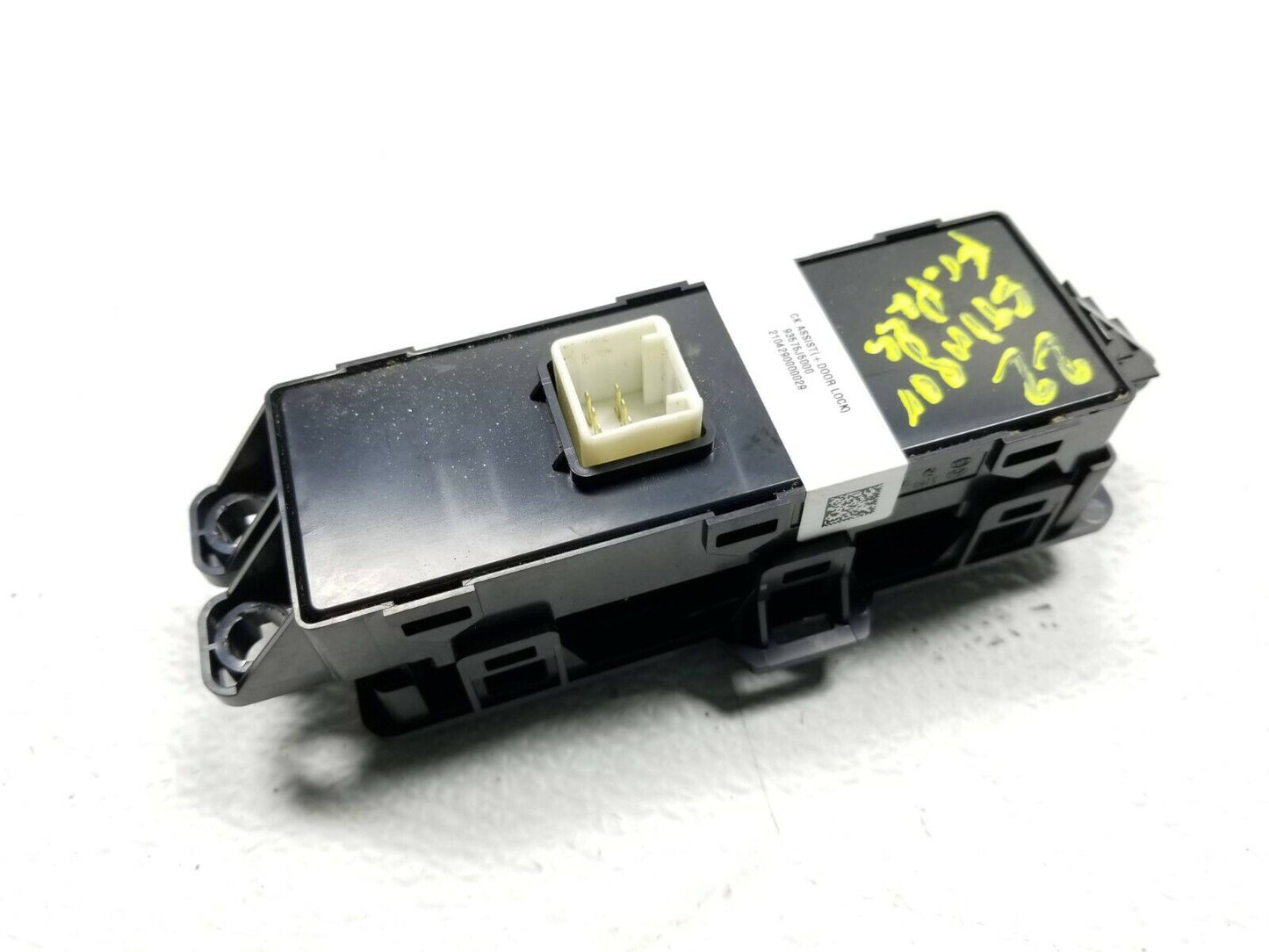 18 19 20 21 22 Kia Stinger Front Right Passenger Window Switch 93575j5000 OEM