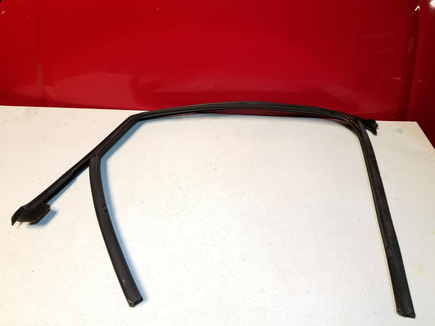 13 14 15 Audi A4 Sdn Rear Left Driver Door Window Weatherstrip Seal OEM