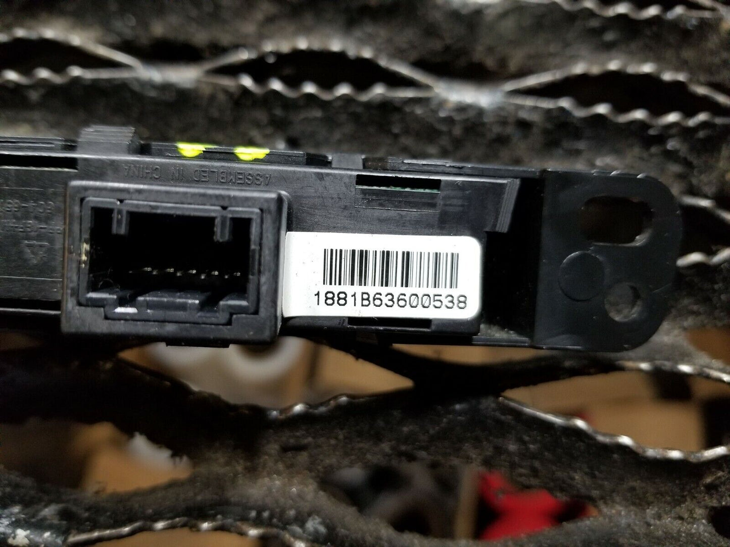 07 08 09 10 11 12 GMC Acadia Indicator & Hazard Light 22625546 OEM