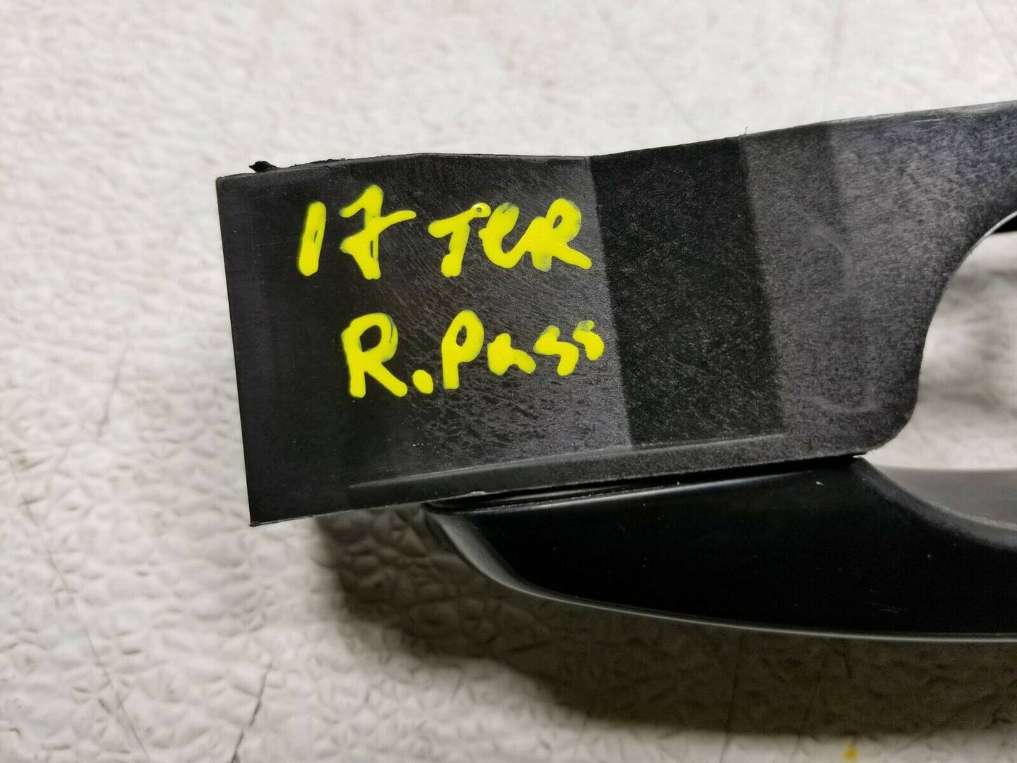 14 15 16 17 GMC Terrain Rear Right Pass Exterior Door Handle OEM 14k Miles