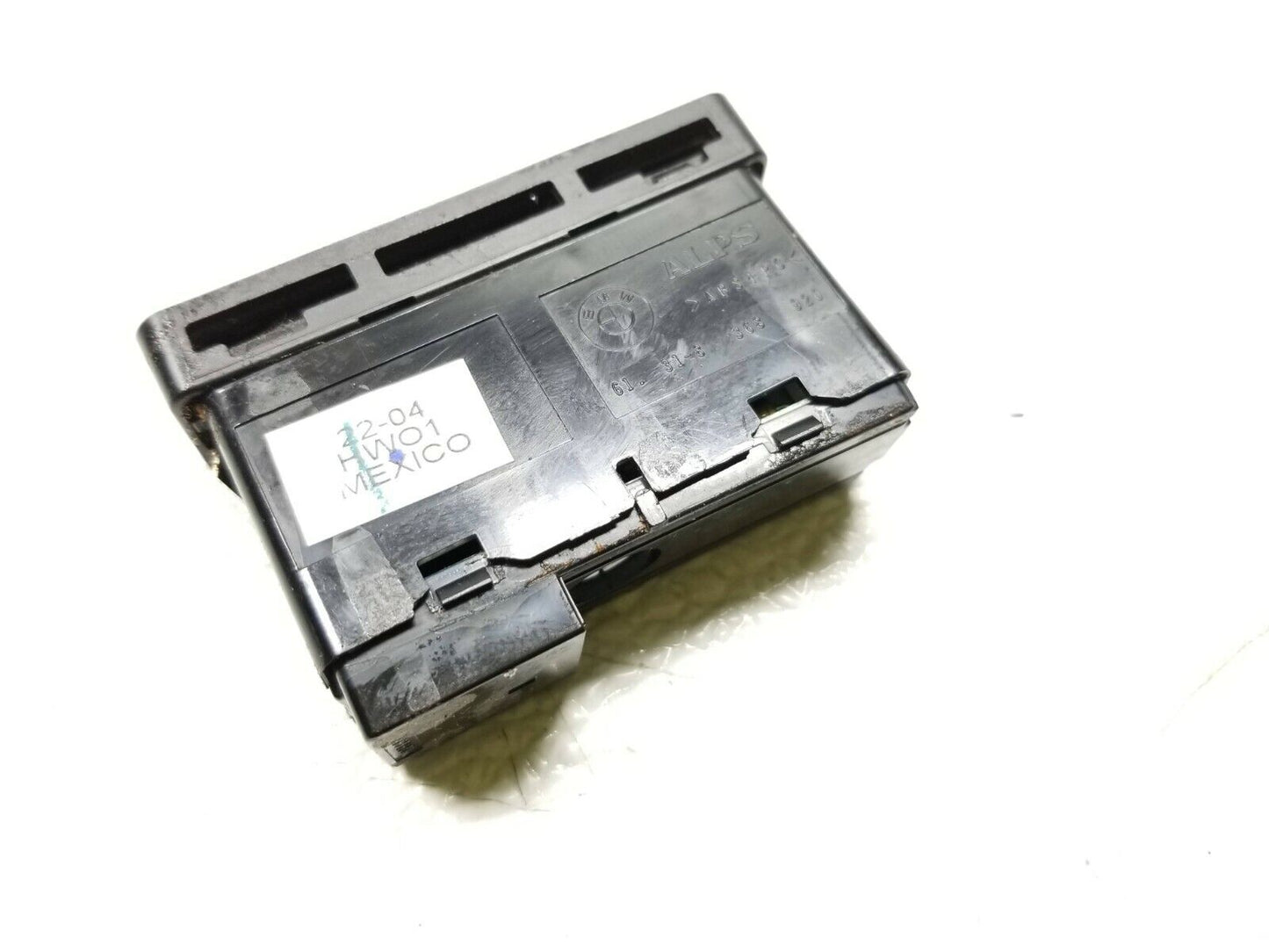 01 02 03 04 05 BMW E46 Hazard Lock Switch 8368920 OEM 125k Miles