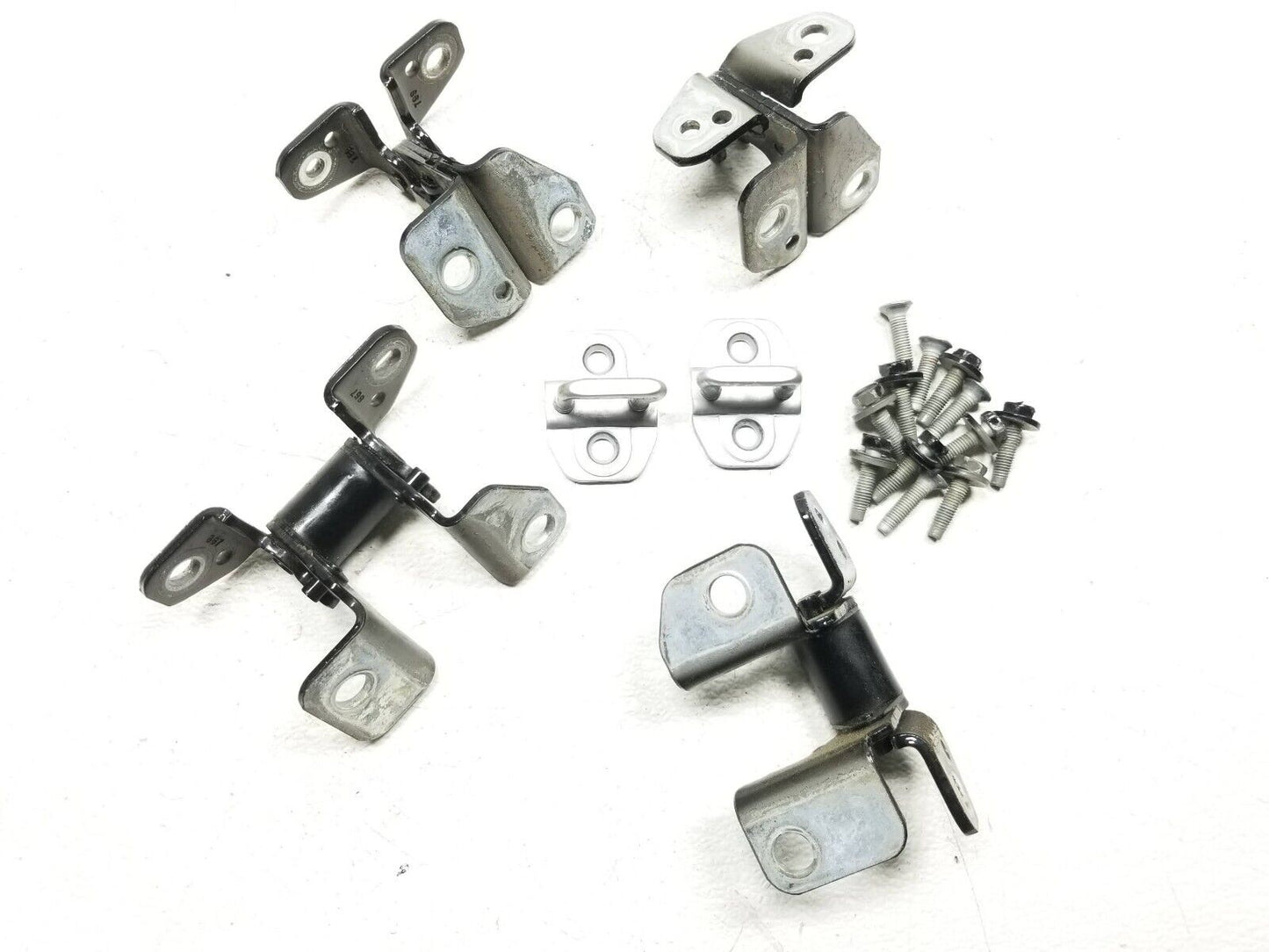 15 16 17 18 19 Chrysler 300 Right Passenger Side Front & Rear Door Hinge OEM 42k