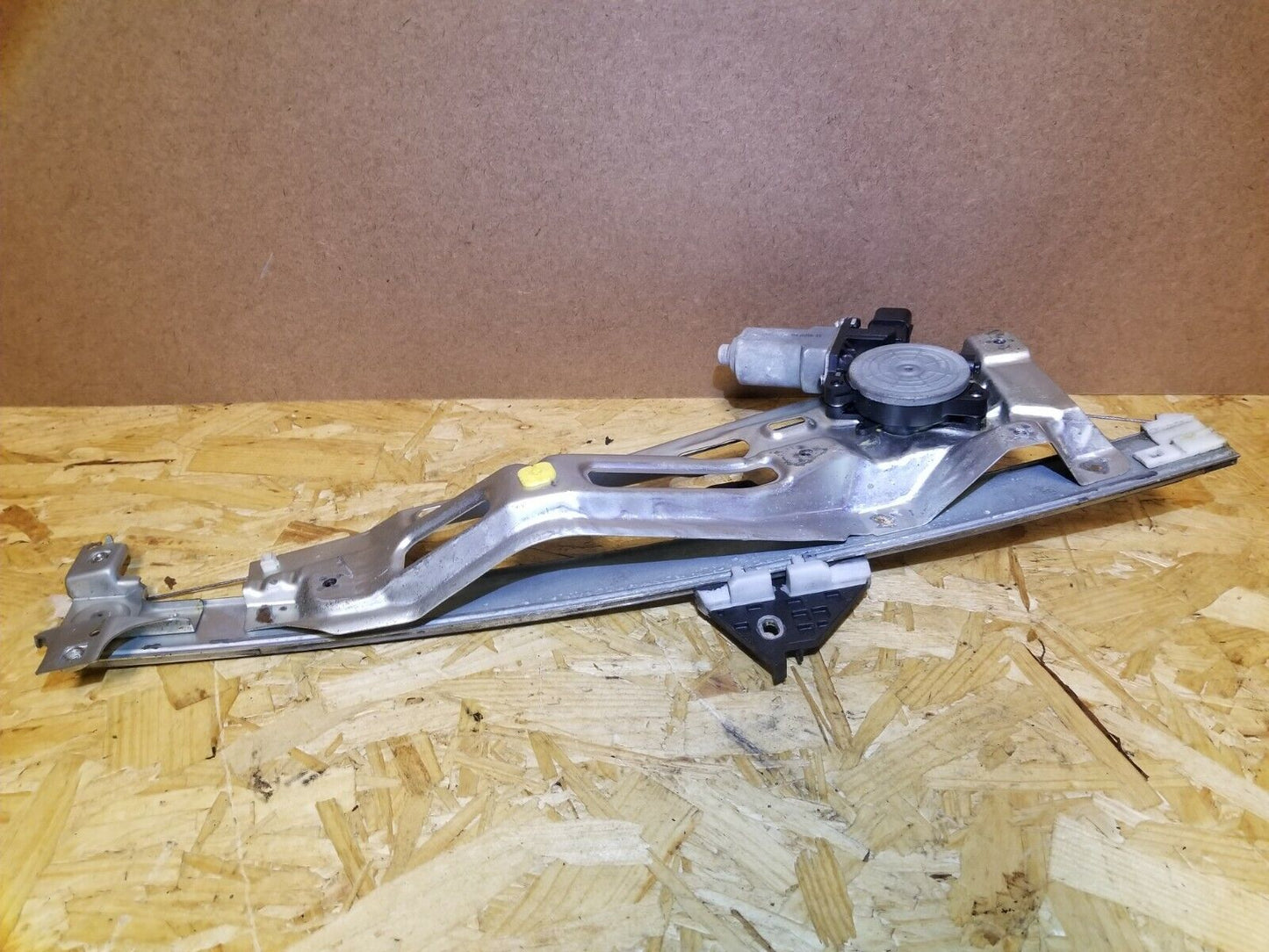 2007 2008 2009 Acura MDX Front Right Pass Door Window Regulator W/ Motor OEM