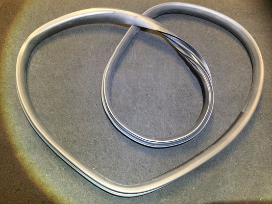 05 06 07 08 09 11 Volvo S40 T5 Rear Left Driver Side Door Weatherseal Strip OEM