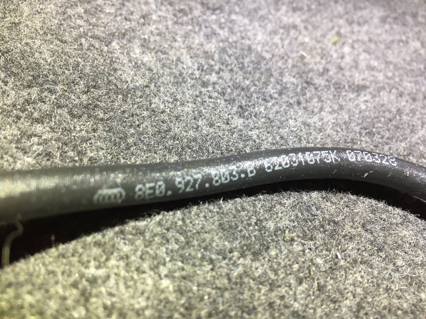 05 06 07 08 Audi A4 Front ABS Sensor OEM 8e0927803b
