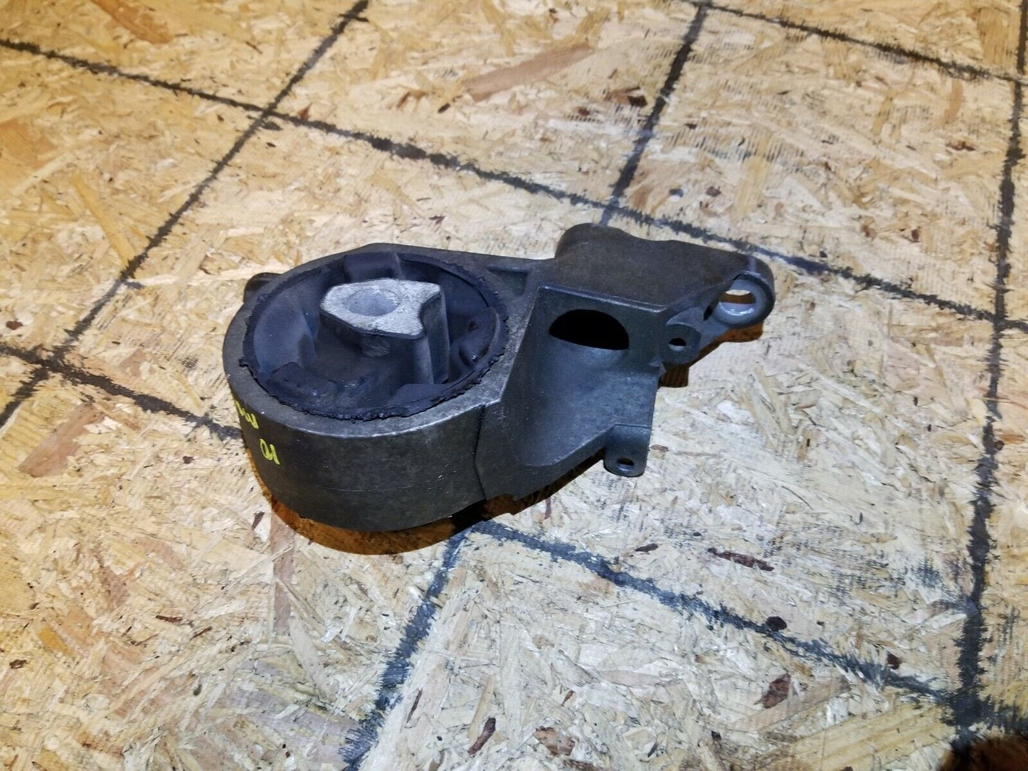 08 09 10 11 12 Chevy Malibu 2.4l Automatic Transmission Mount OEM 65k