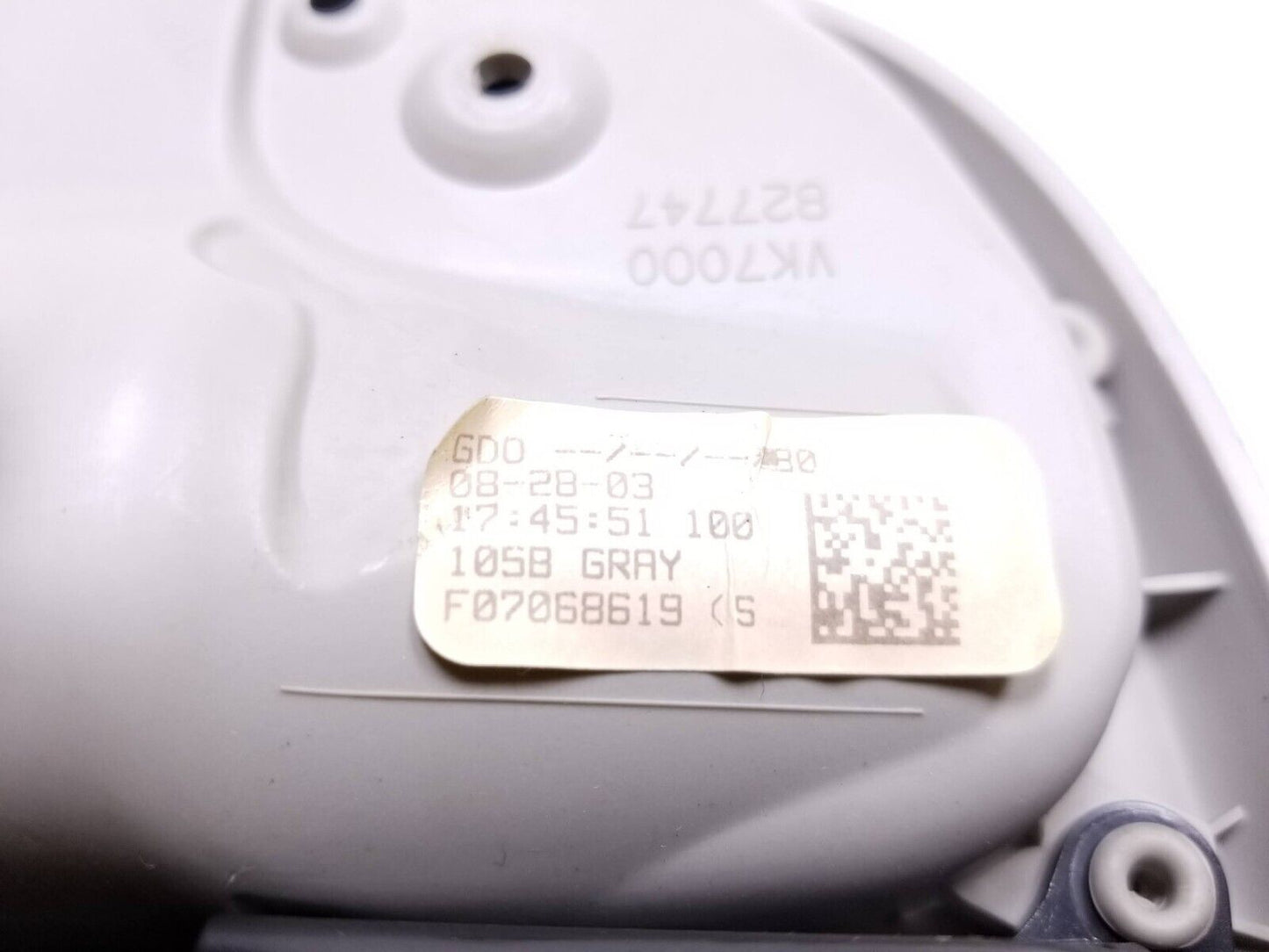 2005 - 2010 Toyota Sienna Overhead Dome Light Lamp OEM