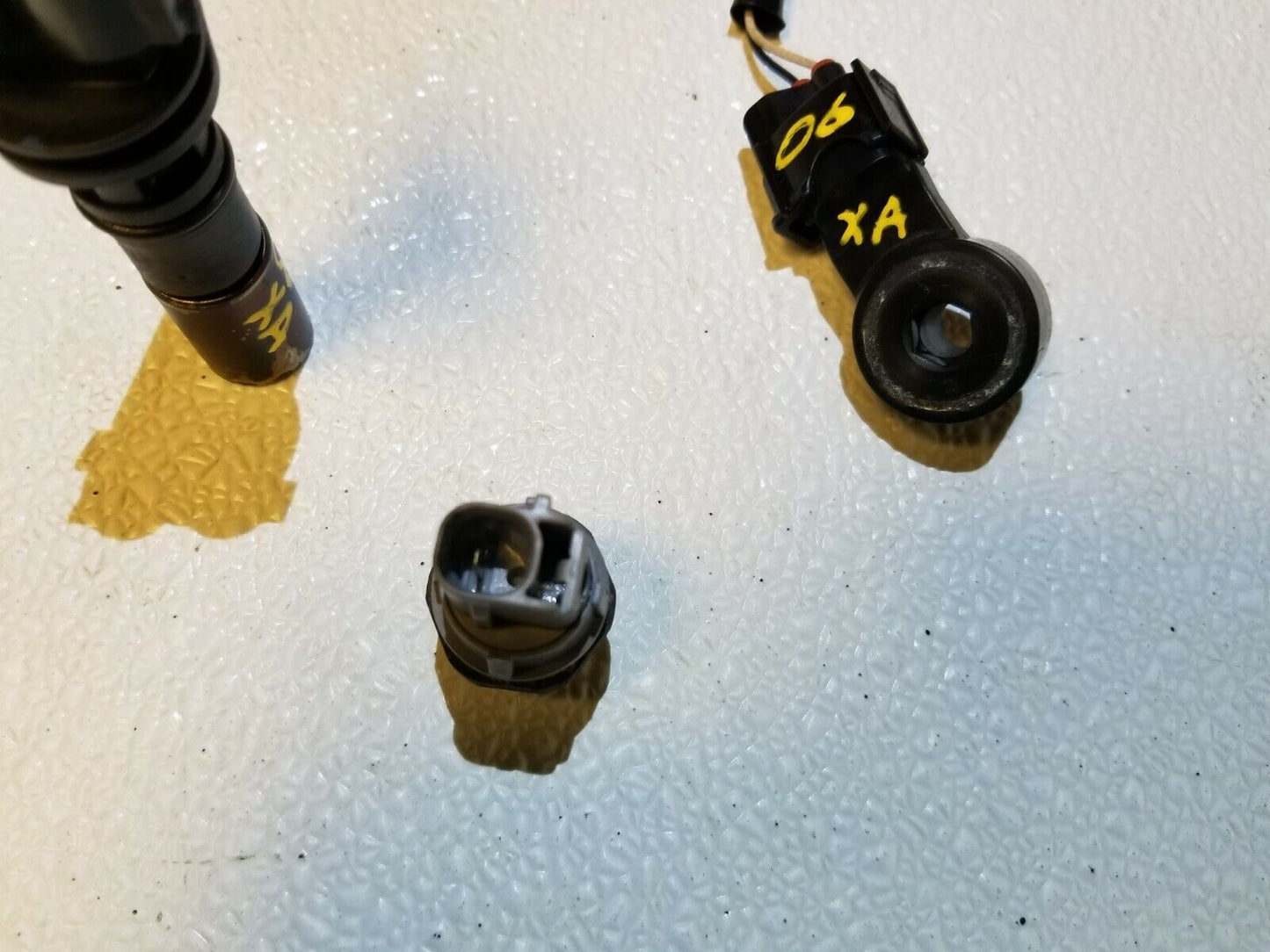 04 05 06 Scion Xa 1.5l Crankshaft Knock Oil Pressure Sensor 3pcs OEM