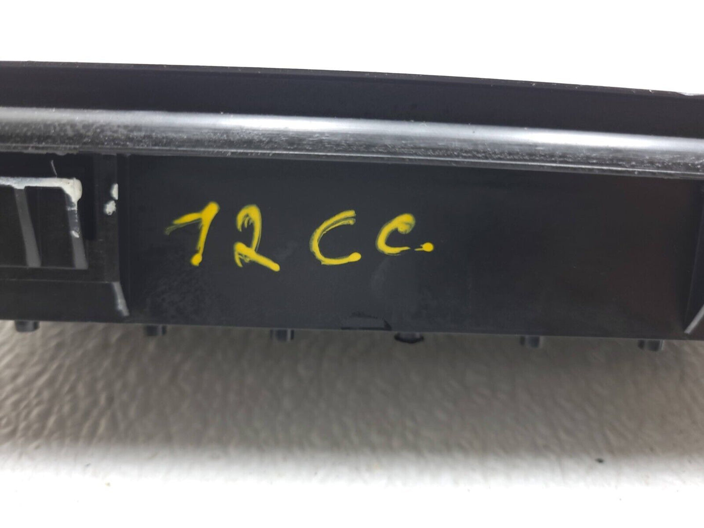 09 10 11 12 Volkswagen Cc Quarter Air Drafter Pressure Vent Lh & Rh OEM