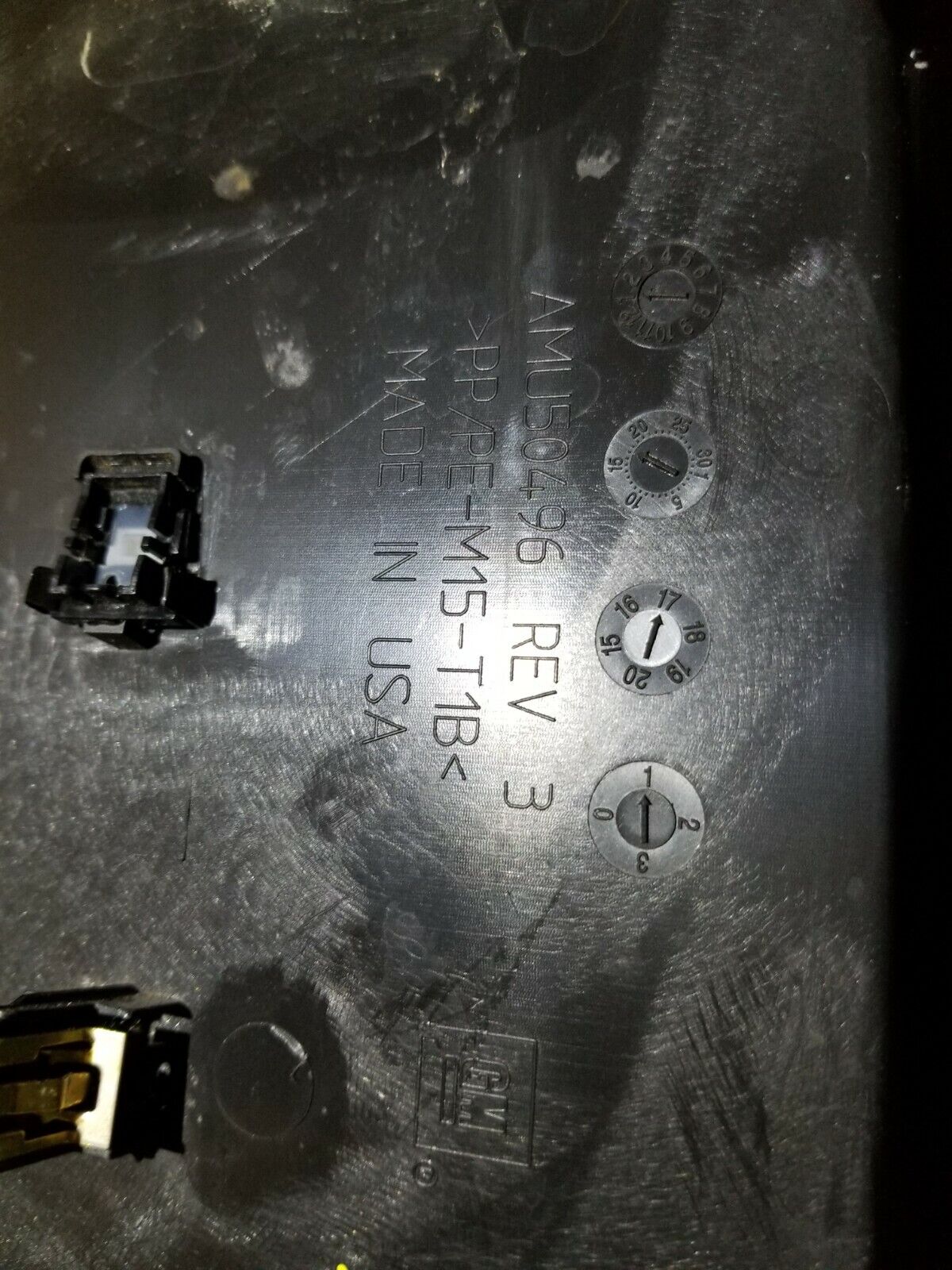 17 18 19 20 Cadillac Xt5 Center Console Cover Trim Panel OEM 34k