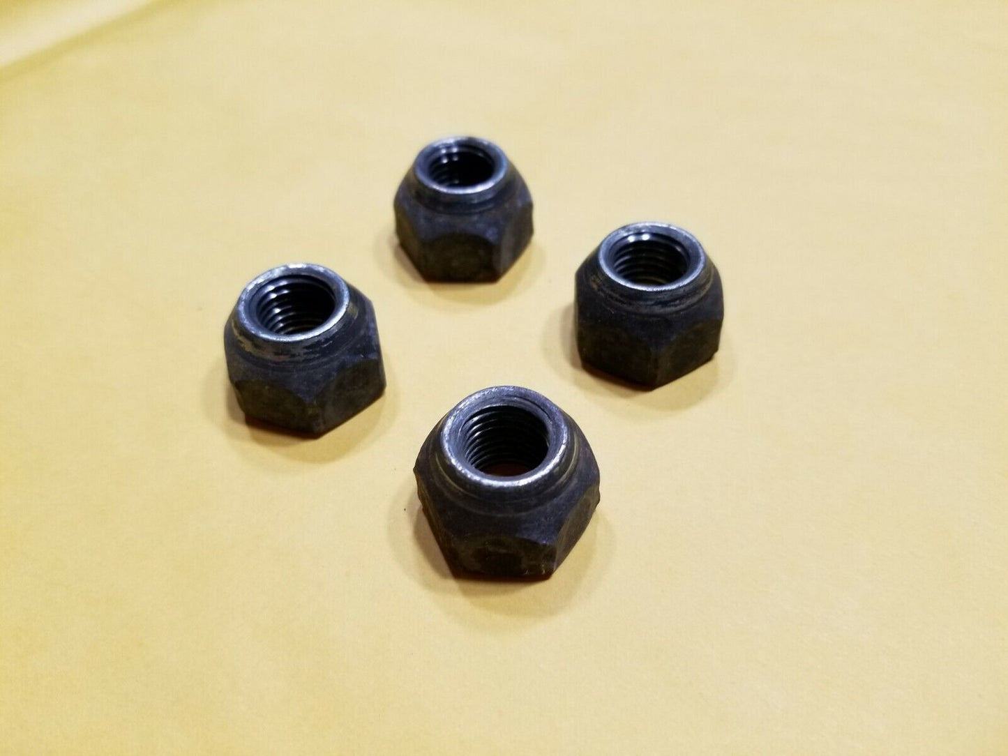 2004 2005 2006 Scion Xa Wheel Nut Lug Bolt 4pcs OEM