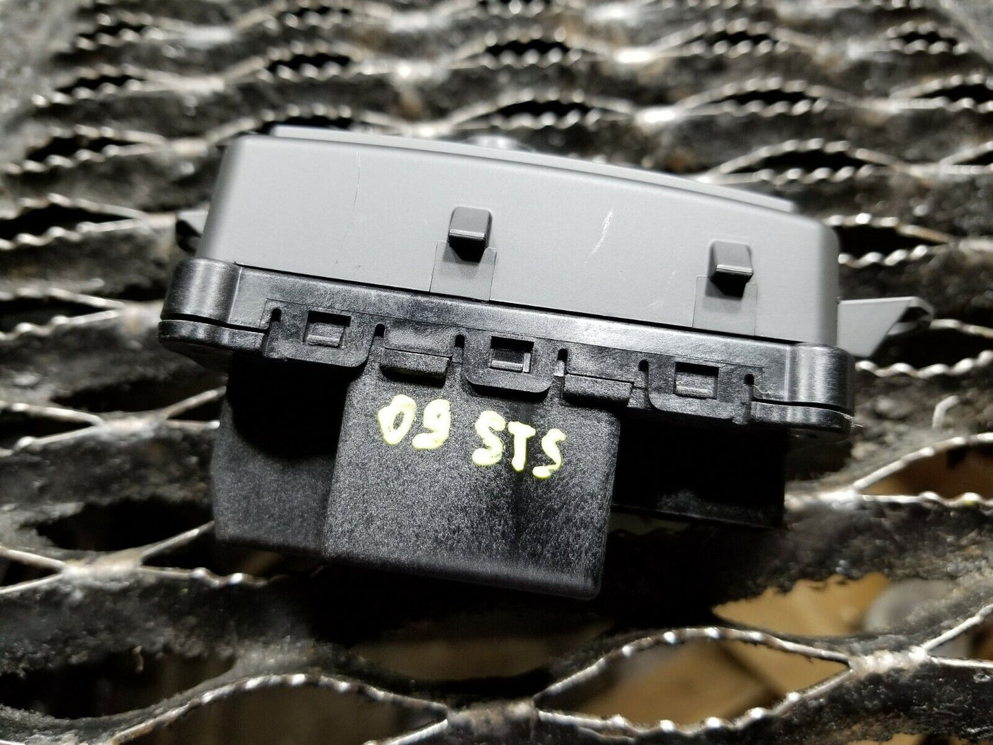 05 06 07 08 09 10 11 Cadillac STS Dimer Trip Info Switch 25827228 OEM 61k