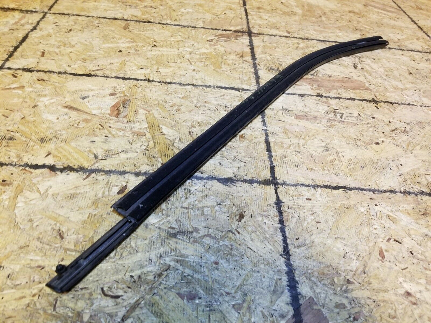 11 12 13 14 Dodge Avenger Rear Left Driver Side Door Window Belt Seal Trim OEM