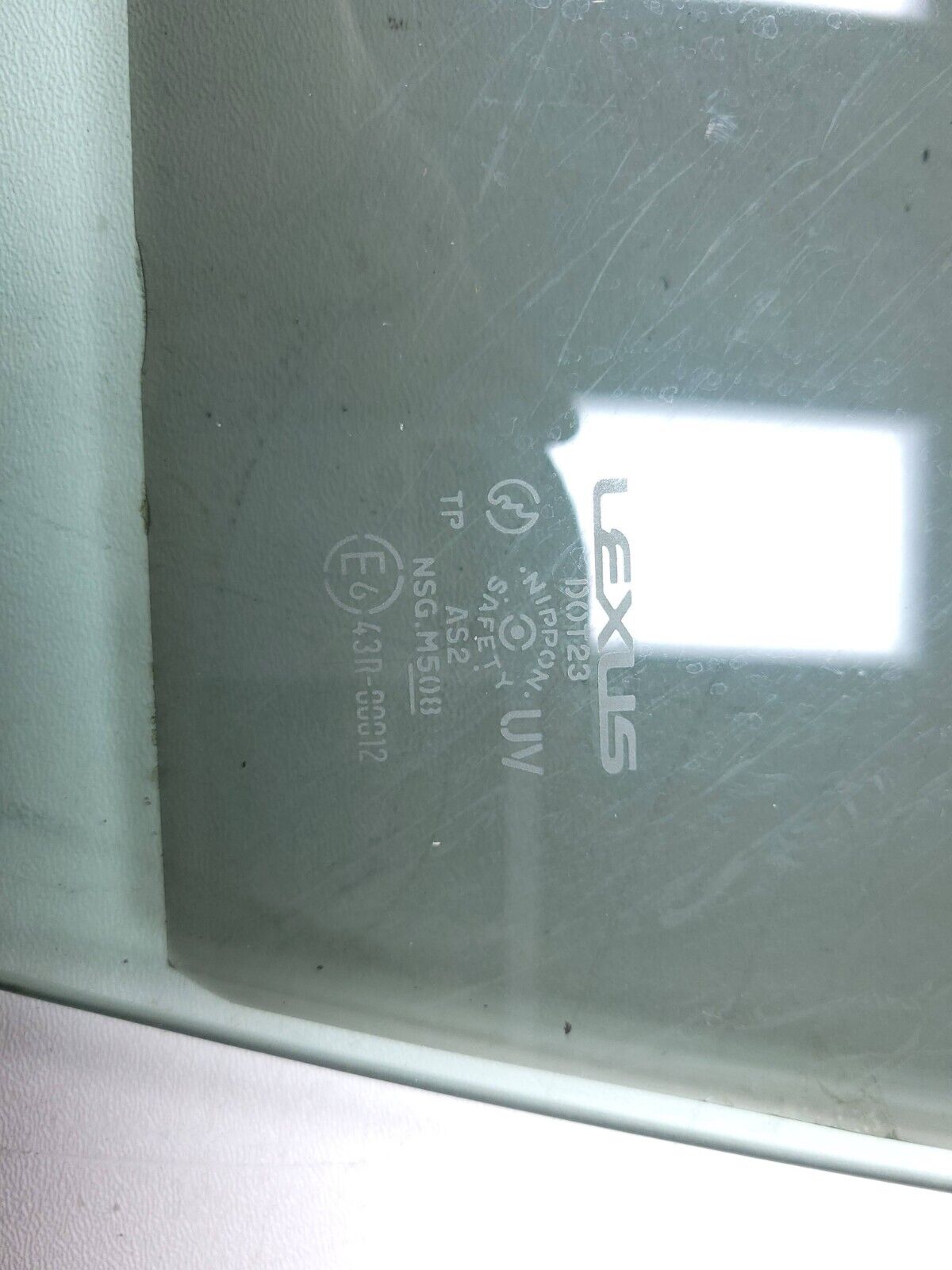 09 10 11 12 13 Lexus IS250 Front Door Window Glass Driver Side Left OEM