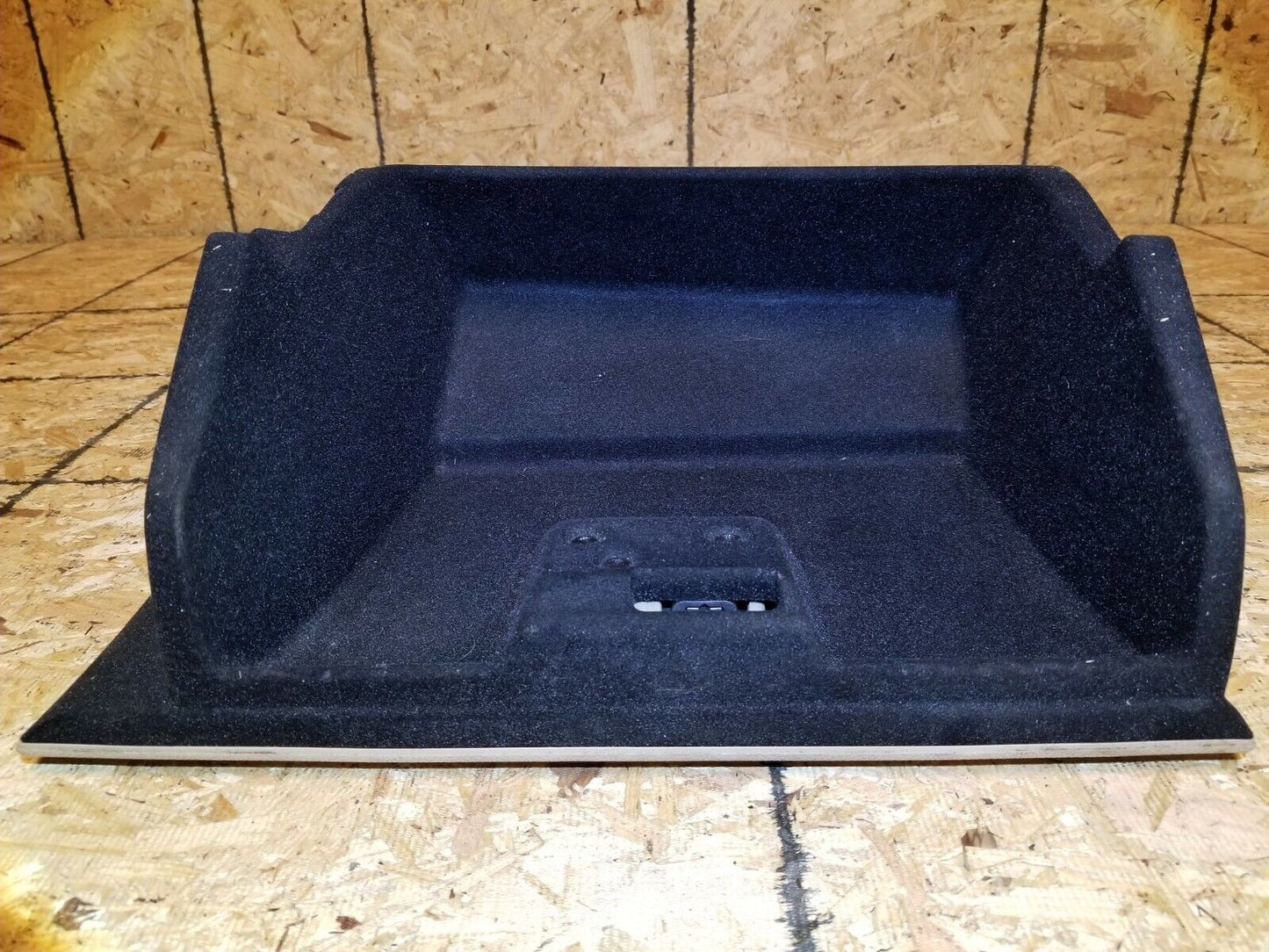 05 06 07 08 09 Cadillac SRX Dash Glove Box Storage Compartment OEM