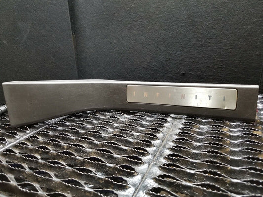 04 05 06 07 Infiniti QX56 Rear Right Pass Door Sill Scuff Step Plate Trim OEM