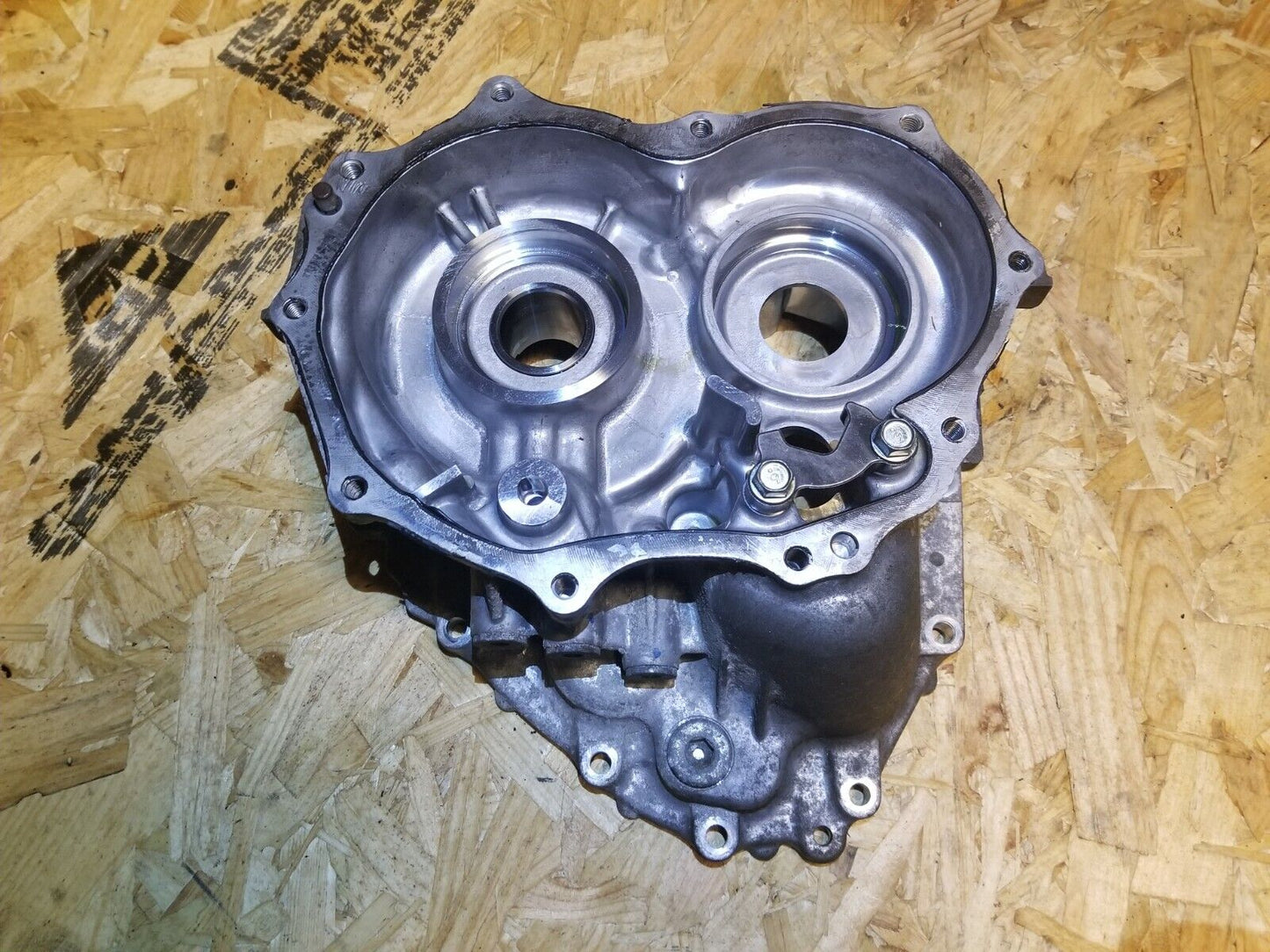 10 11 12 13 14 Subaru Legacy Auto Transmission Bell Housing OEM