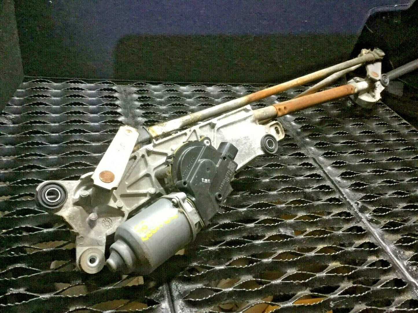 07 08 09 Mitsubishi Eclipse 3.8l Windshield Wiper Motor W/ Linkage OEM D39