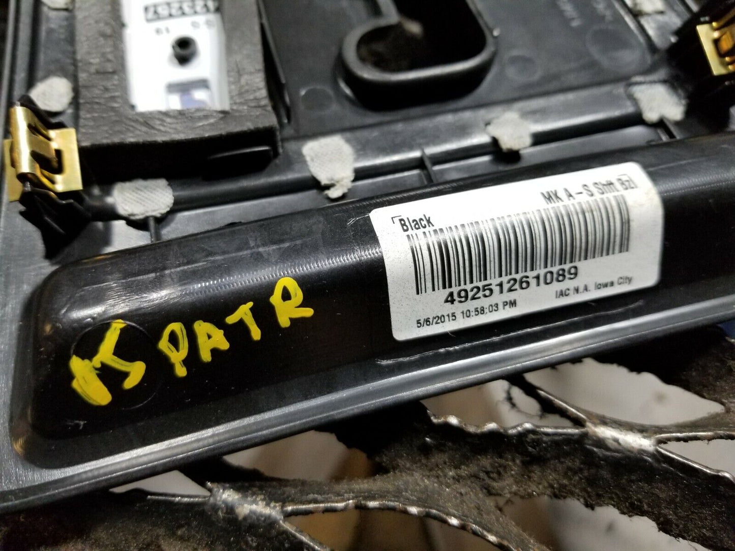12 13 14 15 16 Jeep Patriot Gear Shifter Trim Bezel Panel OEM 56k