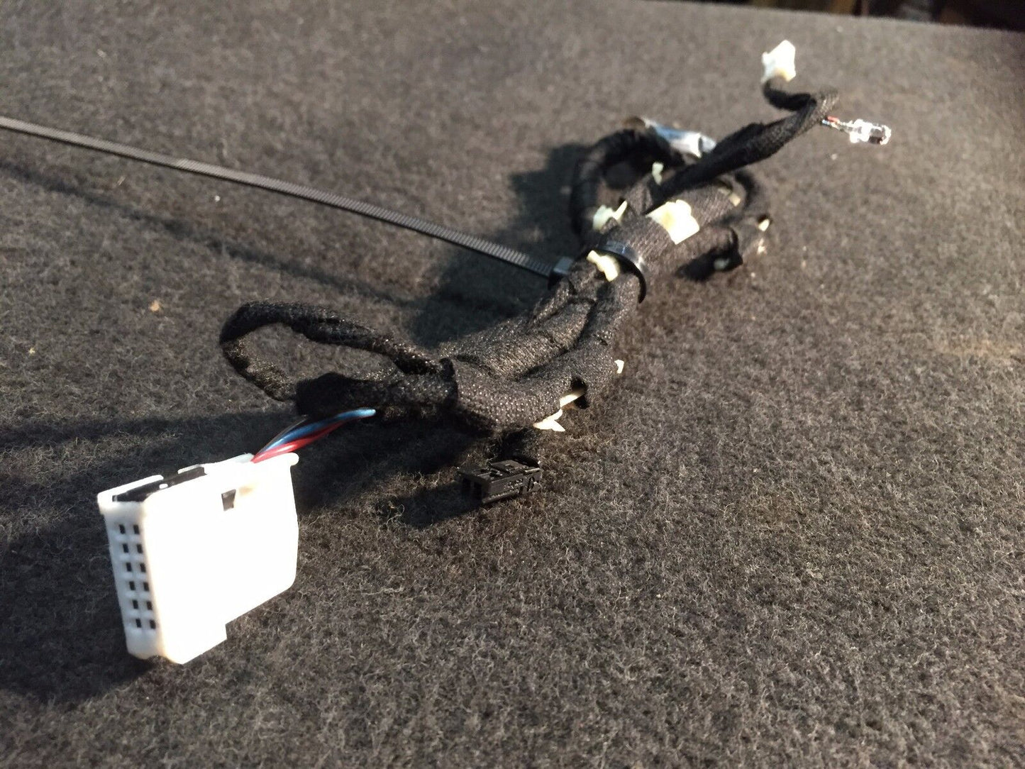 02 03 04 05 BMW 745i E65 Front Left Driver Door Wire Harness 6913123 OEM