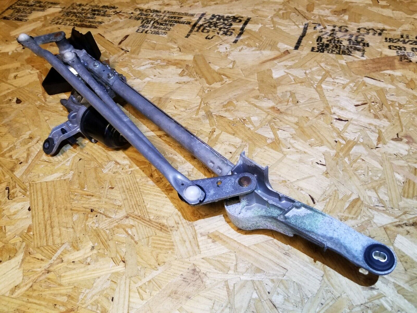 10 11 12 13 14 Subaru Legacy Windshield Wiper Motor W/ Linkage OEM