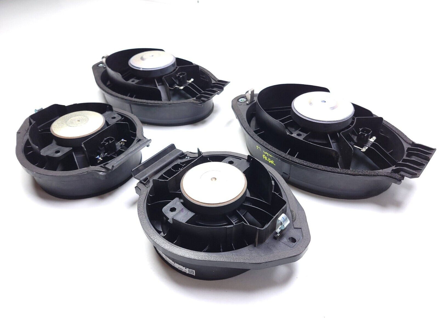18 19 20 21 Chevrolet Equinox Door Speaker 4pcs OEM
